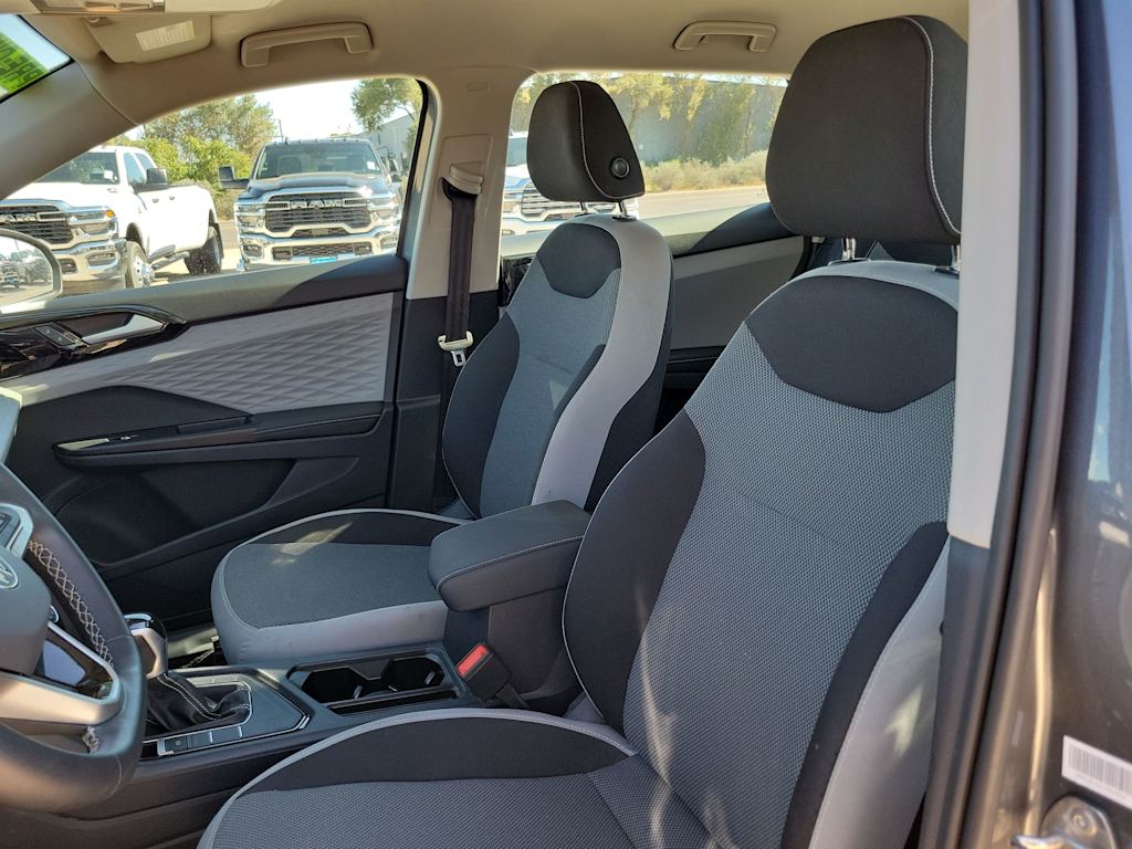 Thumbnail: 2024 Volkswagen Taos - 10