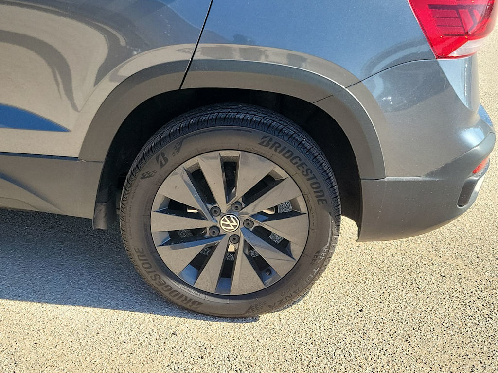 Thumbnail: 2024 Volkswagen Taos - 7