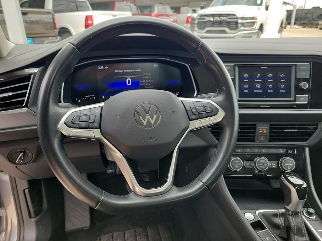 Thumbnail: 2024 Volkswagen Jetta - 14