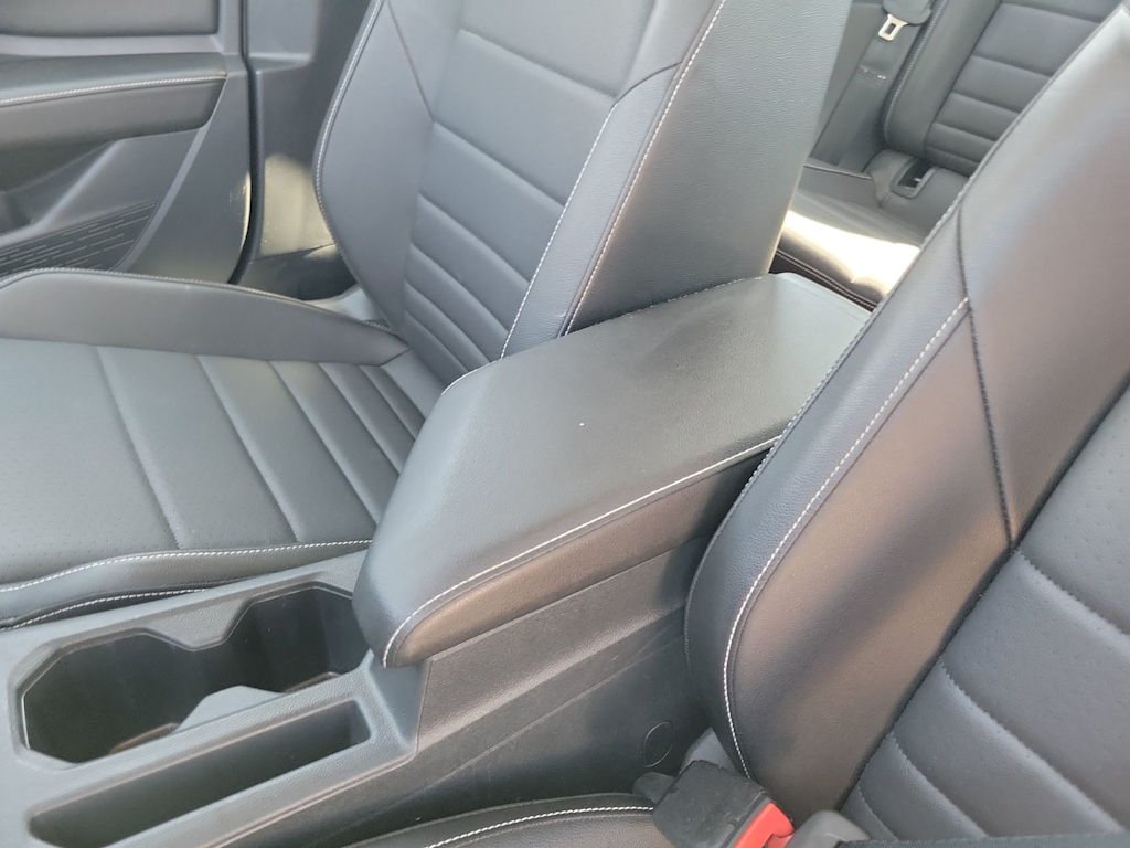 Thumbnail: 2024 Volkswagen Jetta - 21