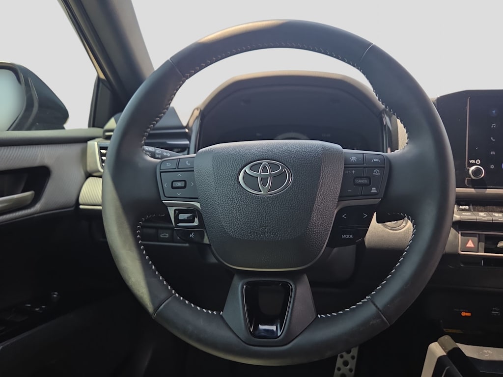 Thumbnail: 2025 Toyota Camry - 13