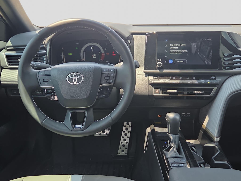 Thumbnail: 2025 Toyota Camry - 9