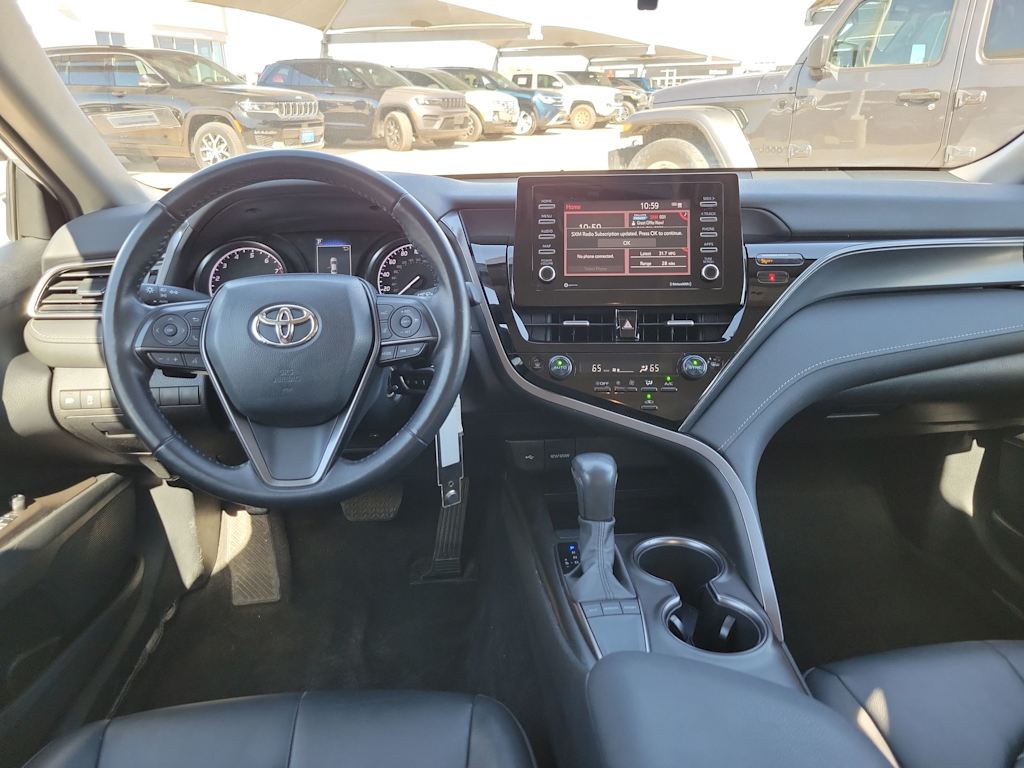 2023 Toyota Camry SE 10