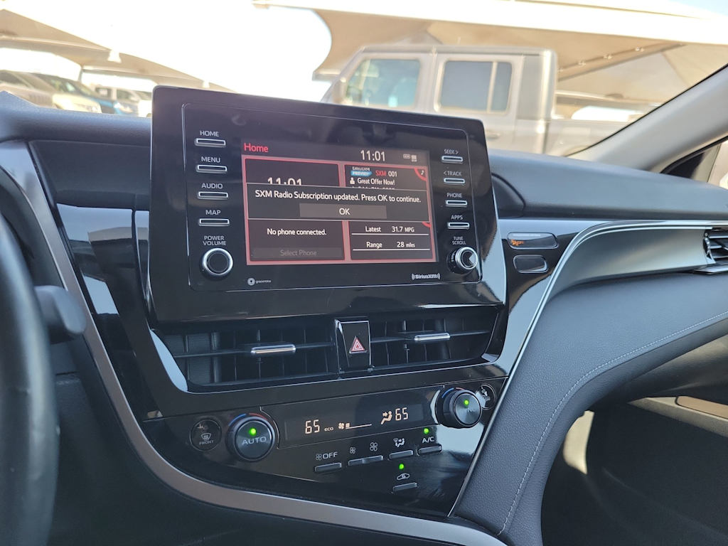 2023 Toyota Camry SE 21