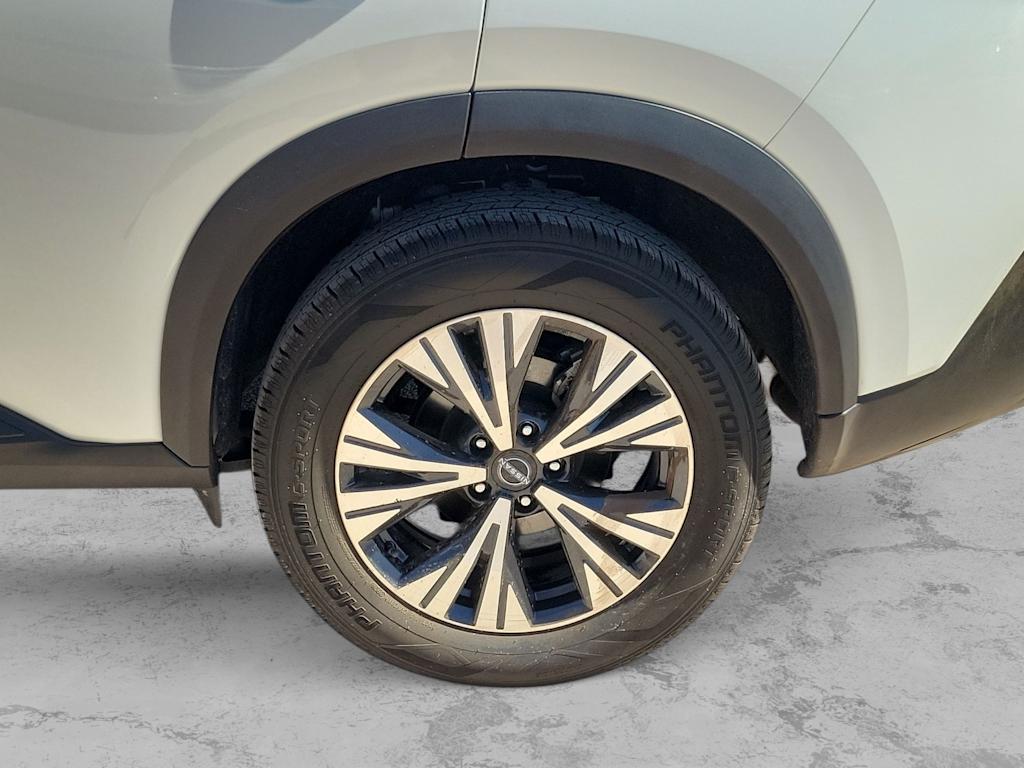 Thumbnail: 2023 Nissan Rogue - 8