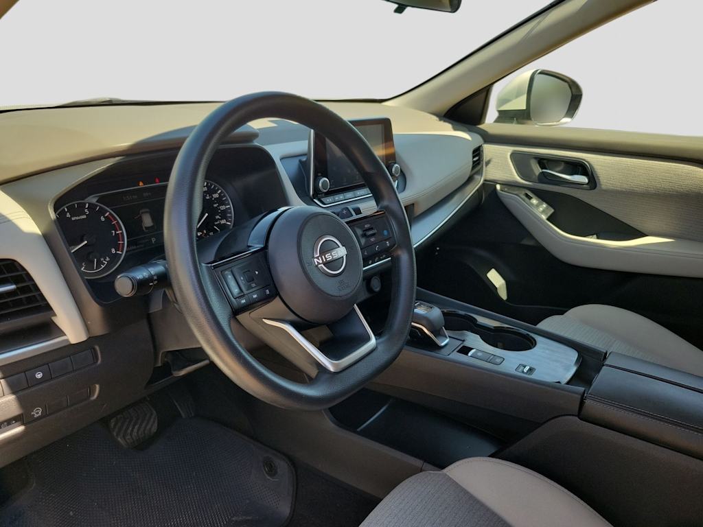 Thumbnail: 2023 Nissan Rogue - 10