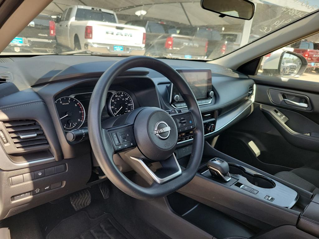 Thumbnail: 2024 Nissan Rogue - 2