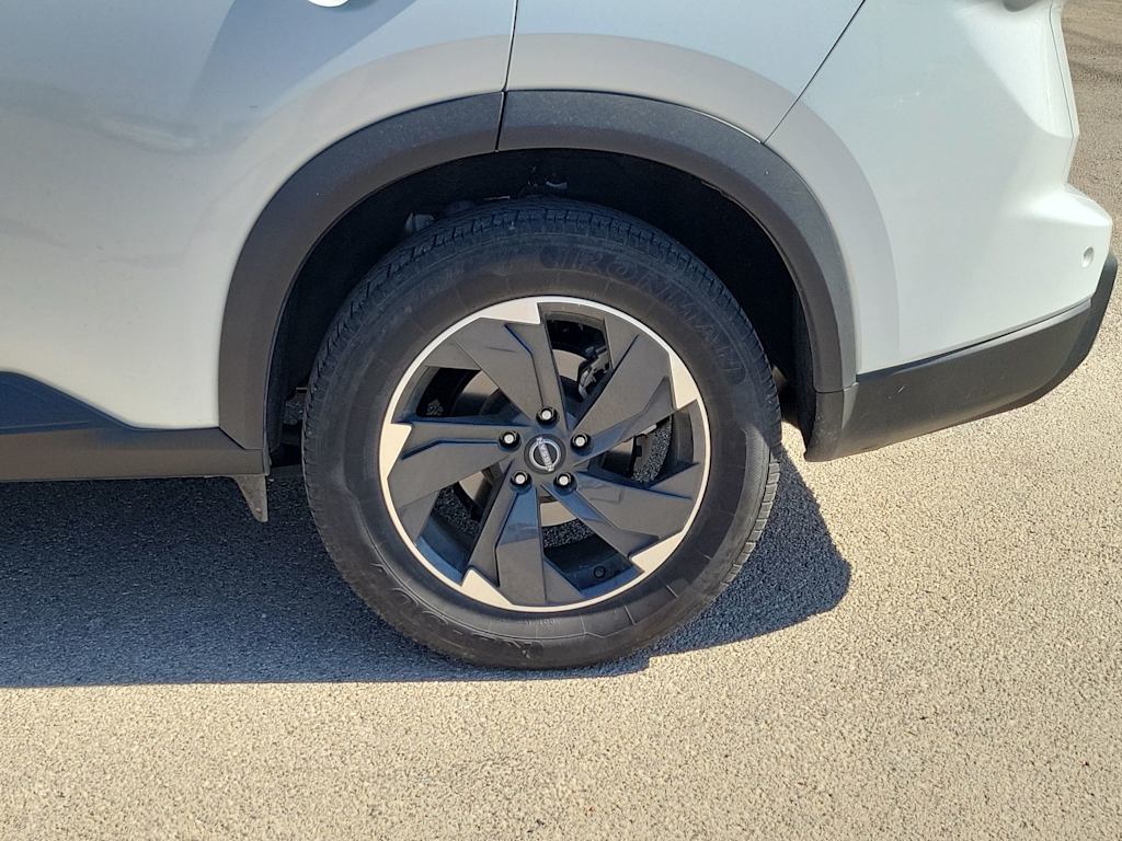 Thumbnail: 2024 Nissan Rogue - 8