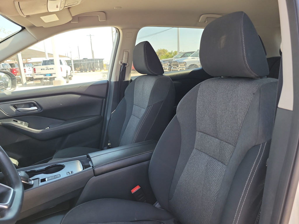 Thumbnail: 2024 Nissan Rogue - 11