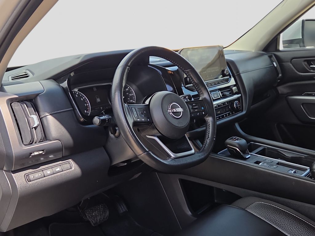 Thumbnail: 2022 Nissan Pathfinder - 2
