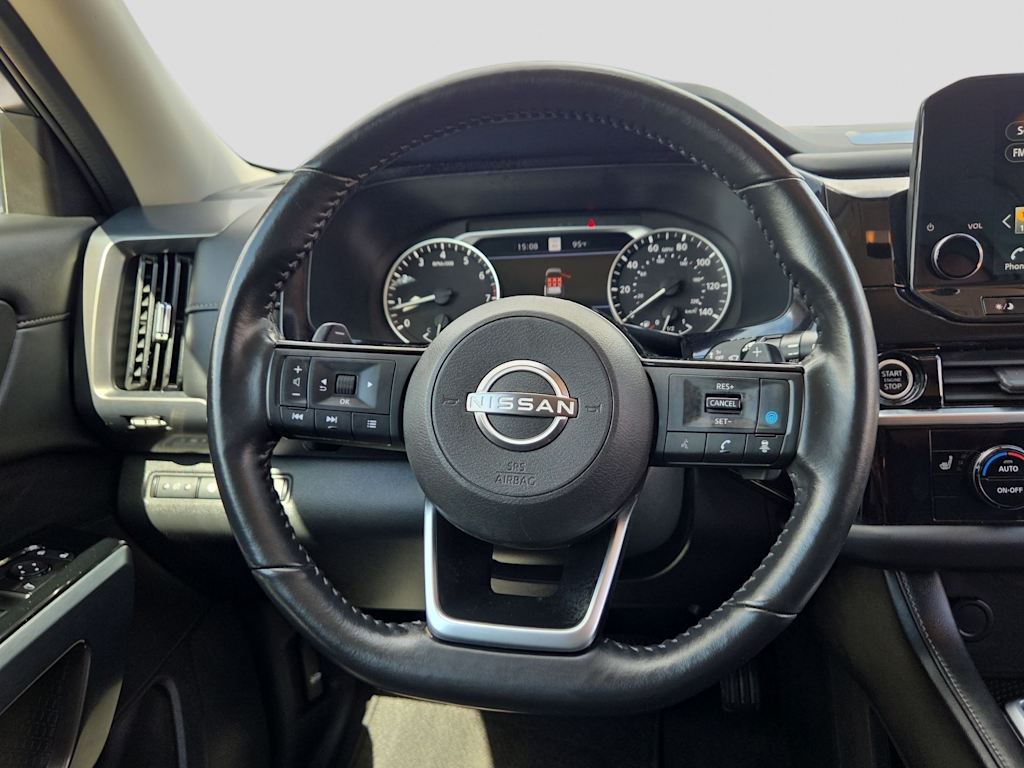 Thumbnail: 2022 Nissan Pathfinder - 12