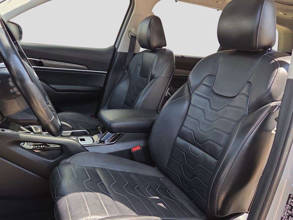 Thumbnail: 2021 Kia Telluride - 11