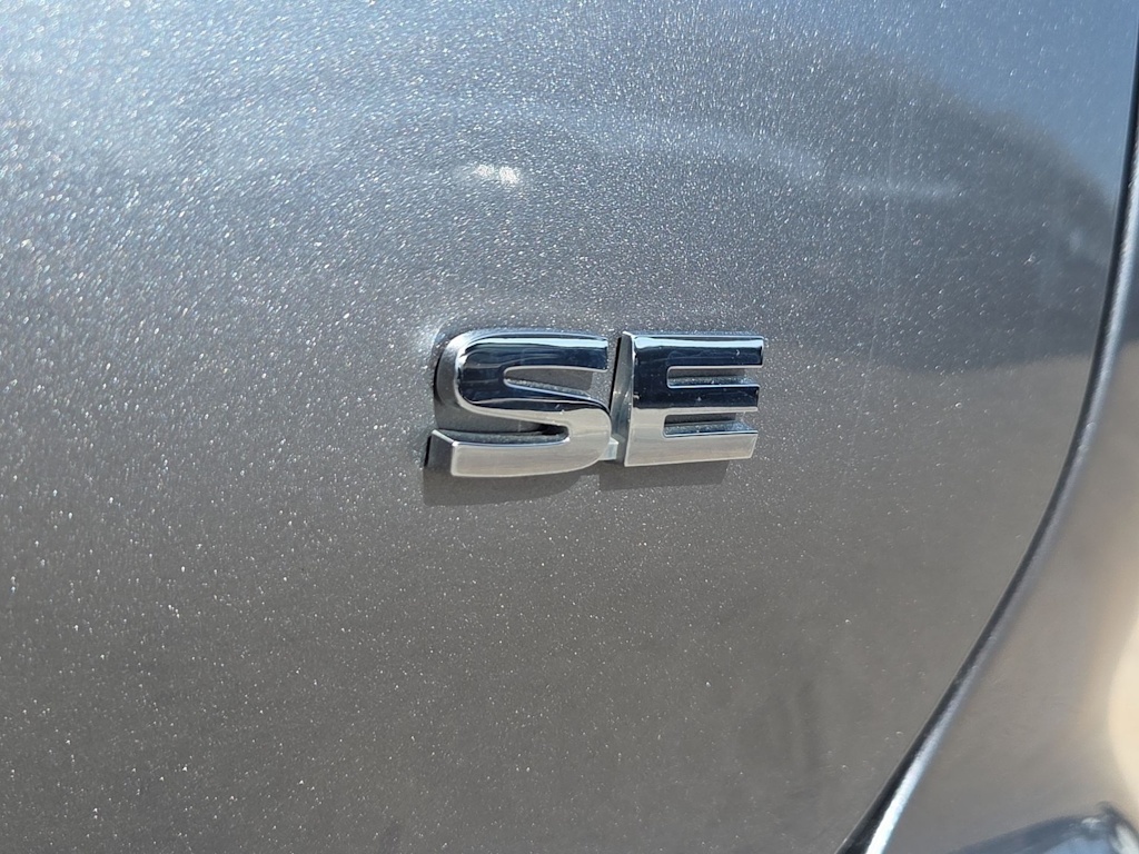 Thumbnail: 2024 Mitsubishi Outlander - 7