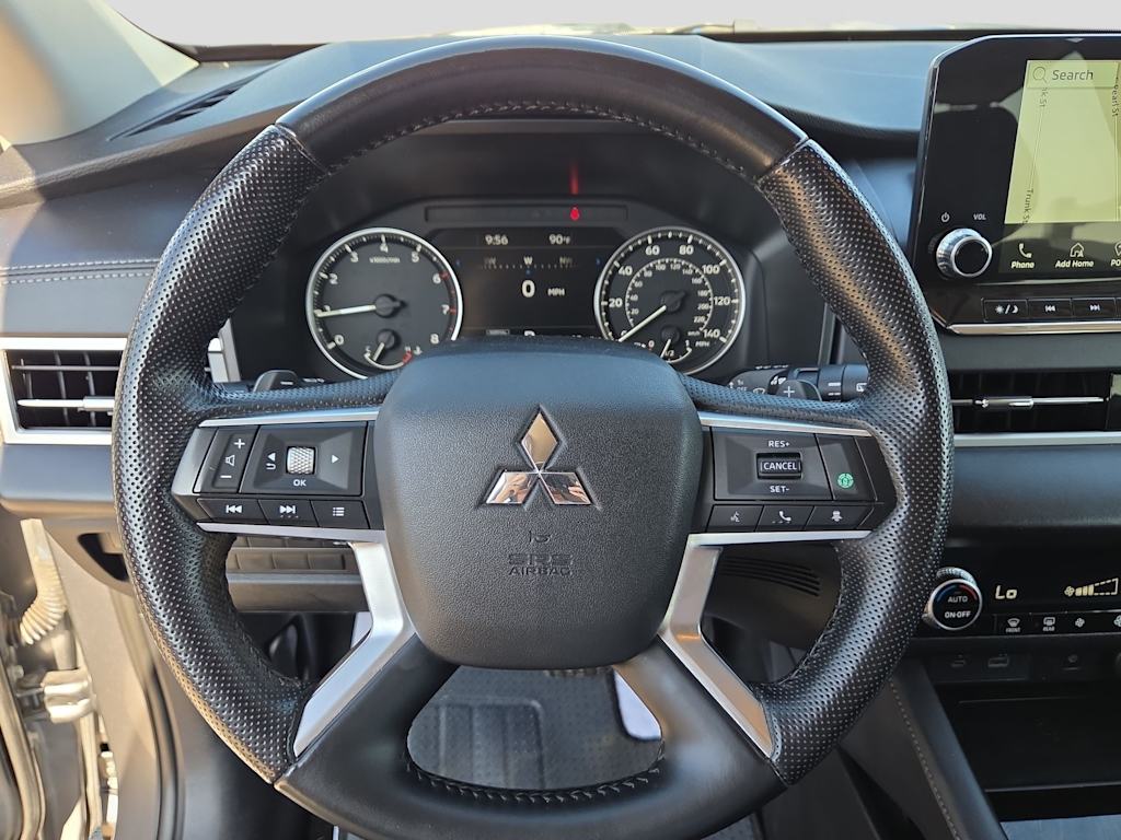 Thumbnail: 2024 Mitsubishi Outlander - 14