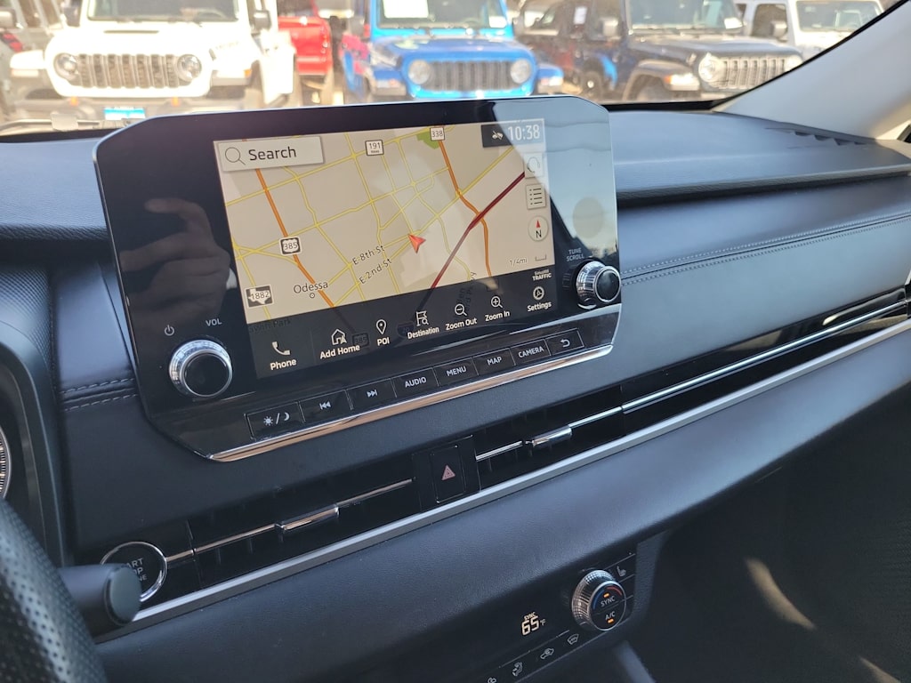 Thumbnail: 2024 Mitsubishi Outlander - 15