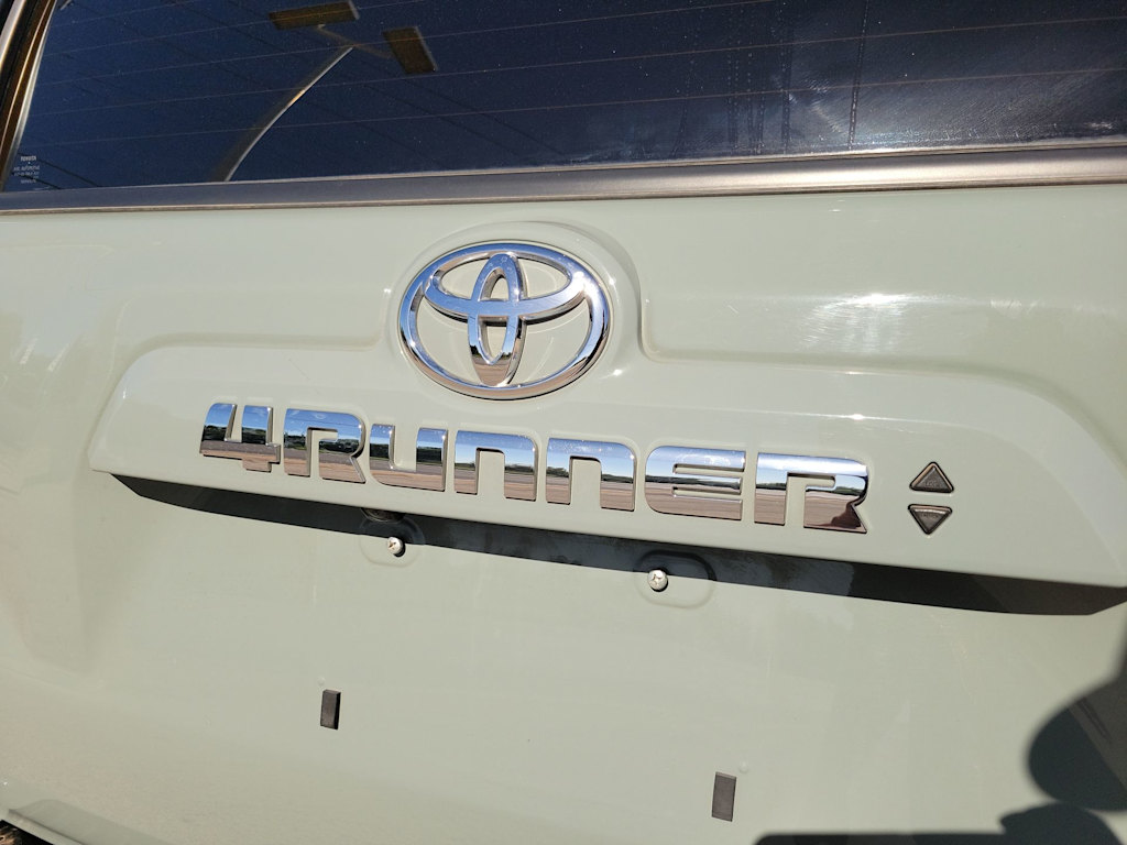 Thumbnail: 2023 Toyota 4Runner - 7
