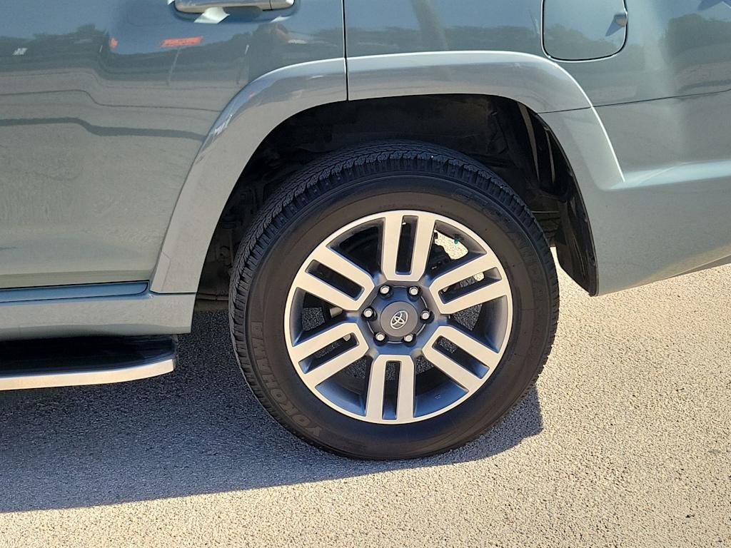 Thumbnail: 2023 Toyota 4Runner - 8