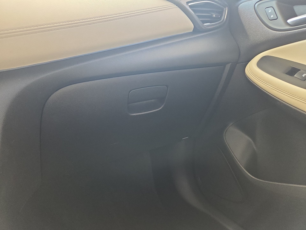 Thumbnail: 2023 Buick Encore GX - 24
