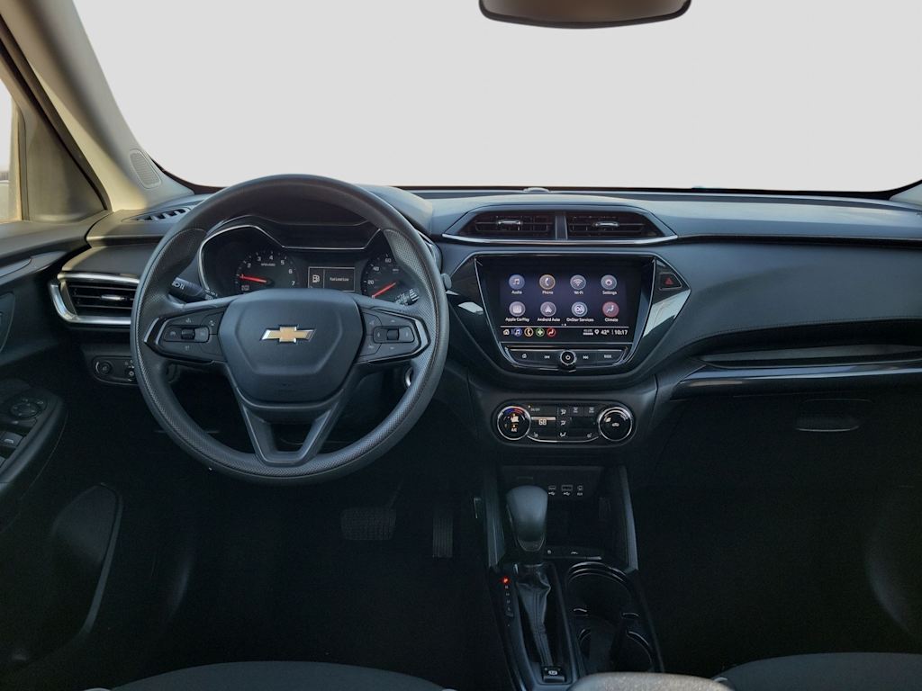 Thumbnail: 2023 Chevrolet TrailBlazer - 10