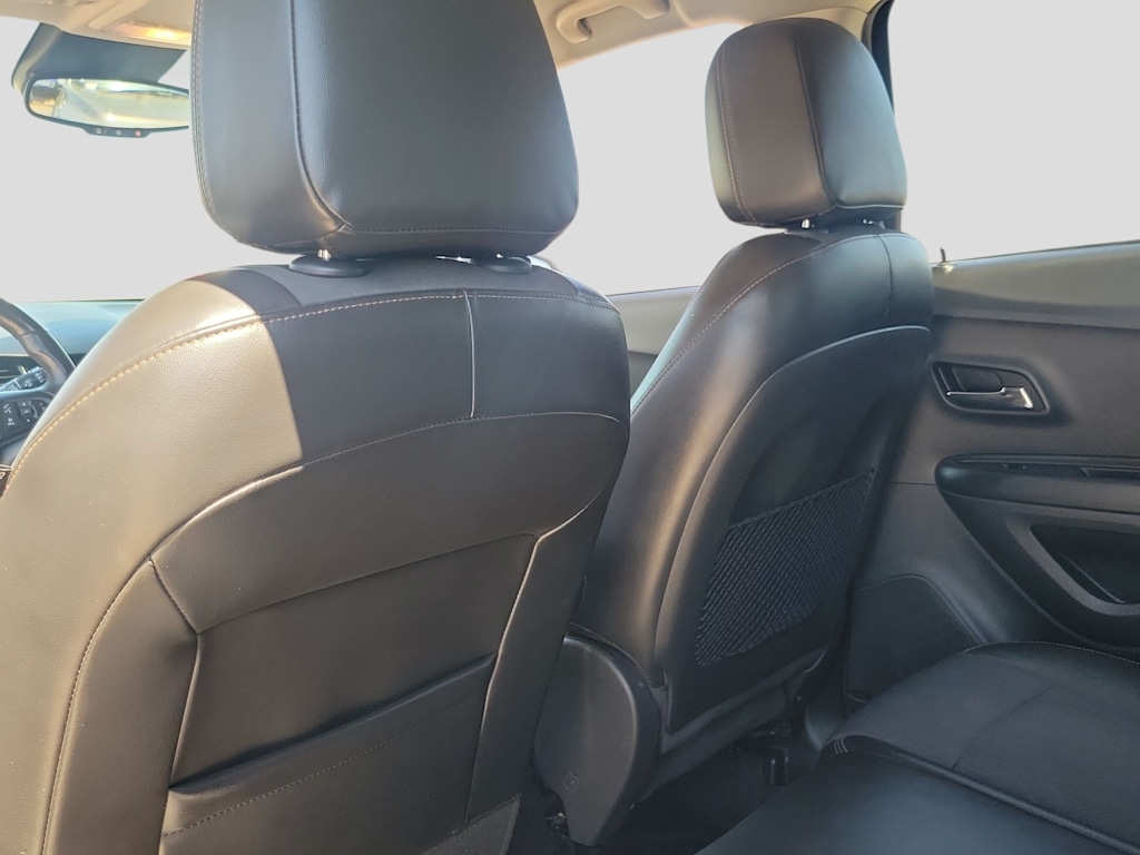 Thumbnail: 2021 Chevrolet Trax - 21