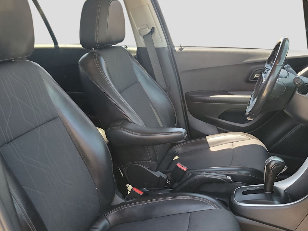 Thumbnail: 2021 Chevrolet Trax - 10