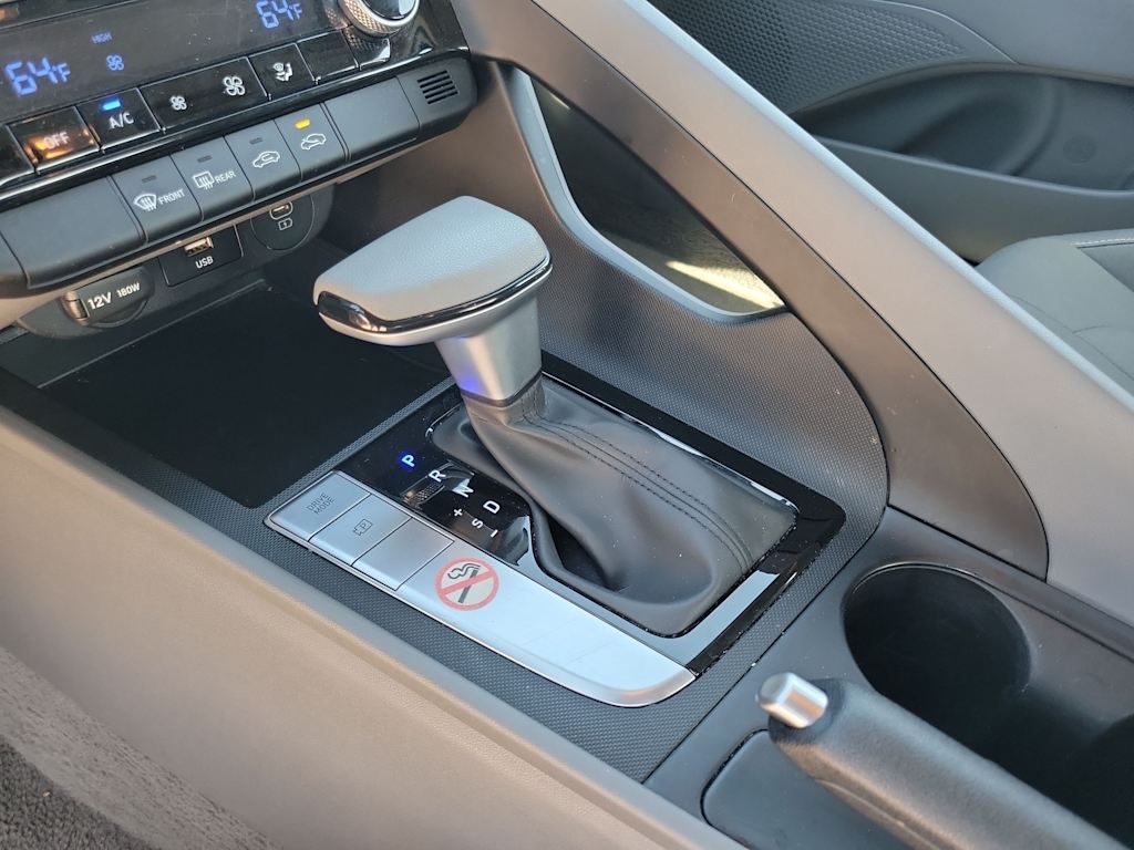 Thumbnail: 2024 Hyundai Elantra - 15