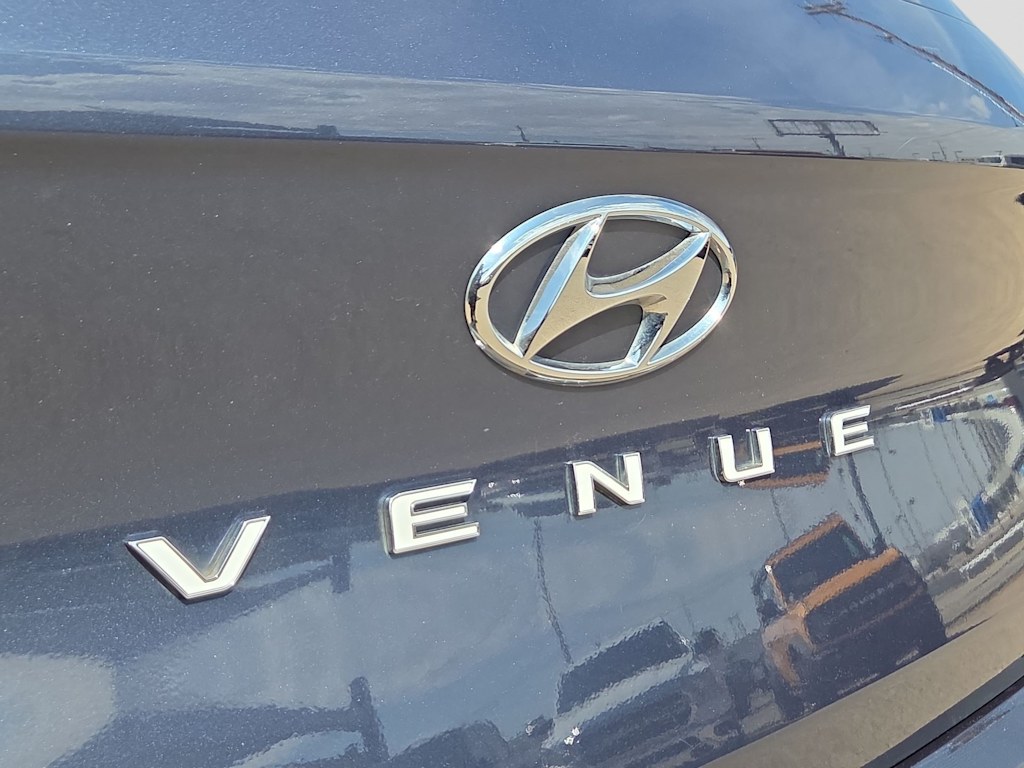 Thumbnail: 2025 Hyundai Venue - 7