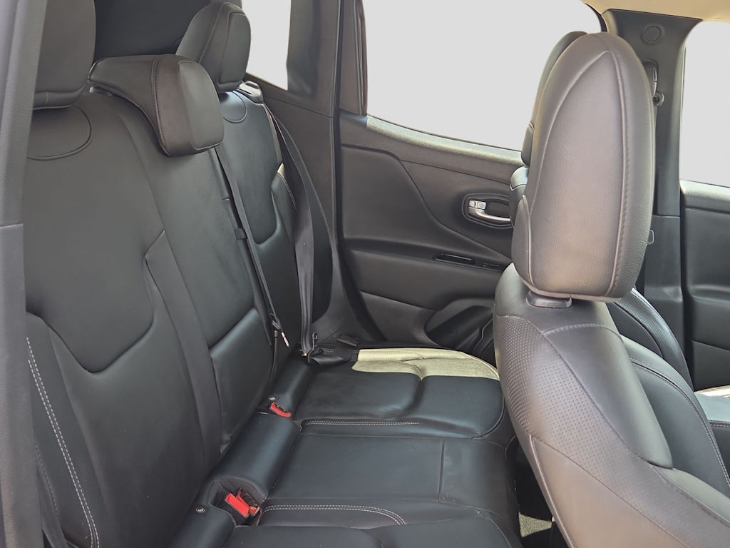 Thumbnail: 2020 Jeep Renegade - 22