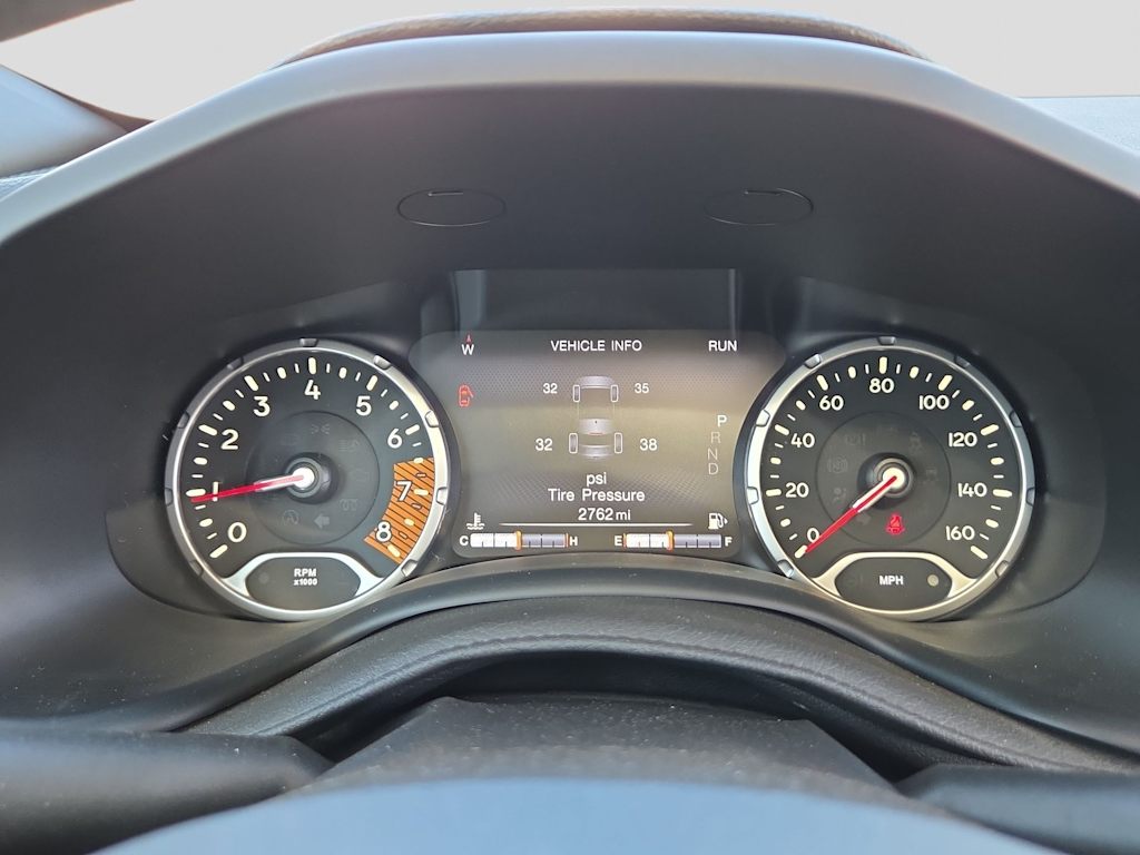 Thumbnail: 2023 Jeep Renegade - 16