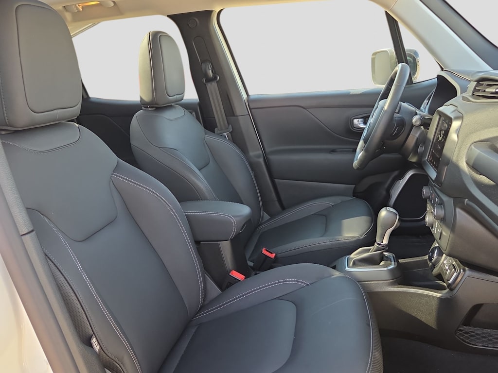 Thumbnail: 2023 Jeep Renegade - 11