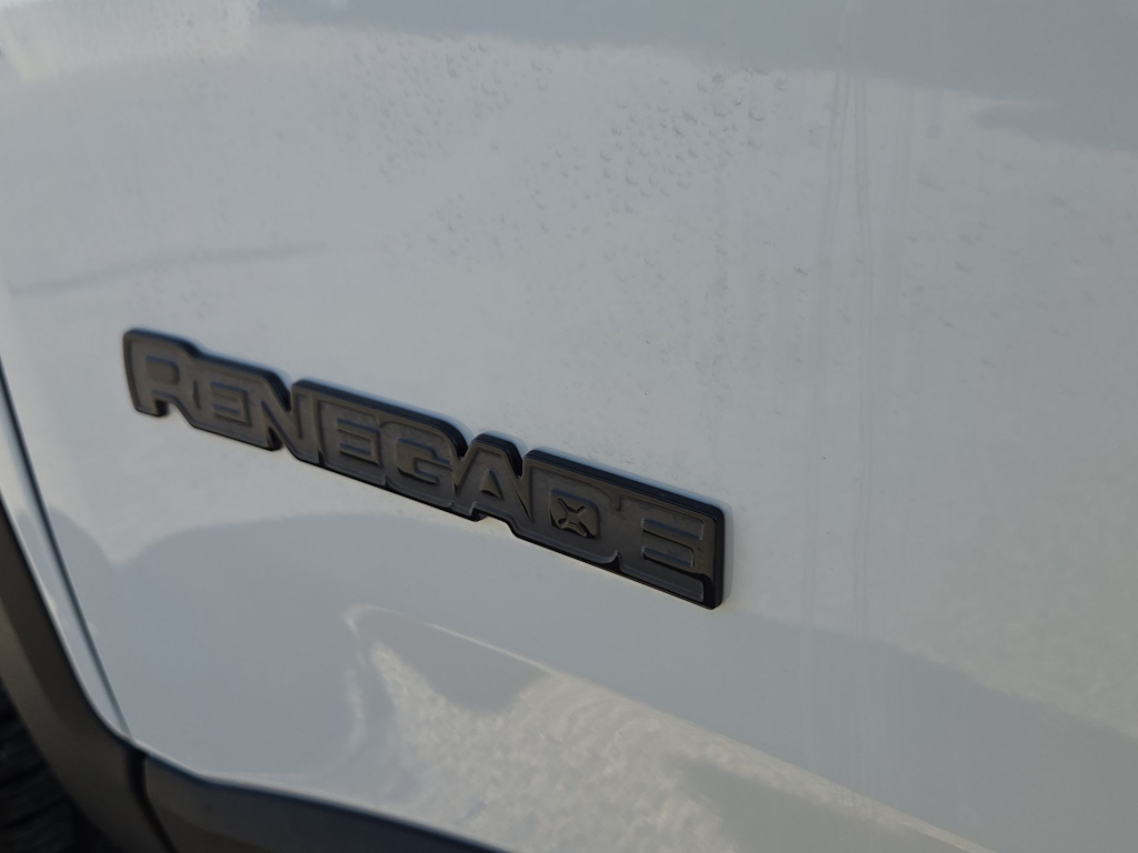 Thumbnail: 2023 Jeep Renegade - 7