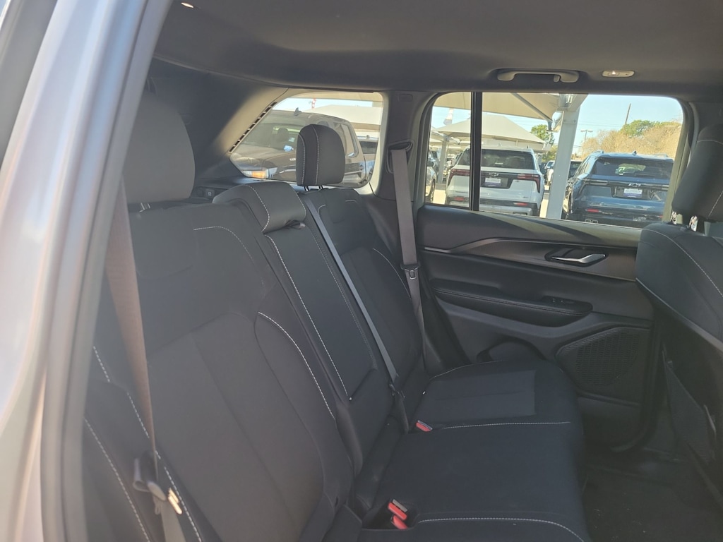 Thumbnail: 2024 Jeep Grand Cherokee - 13