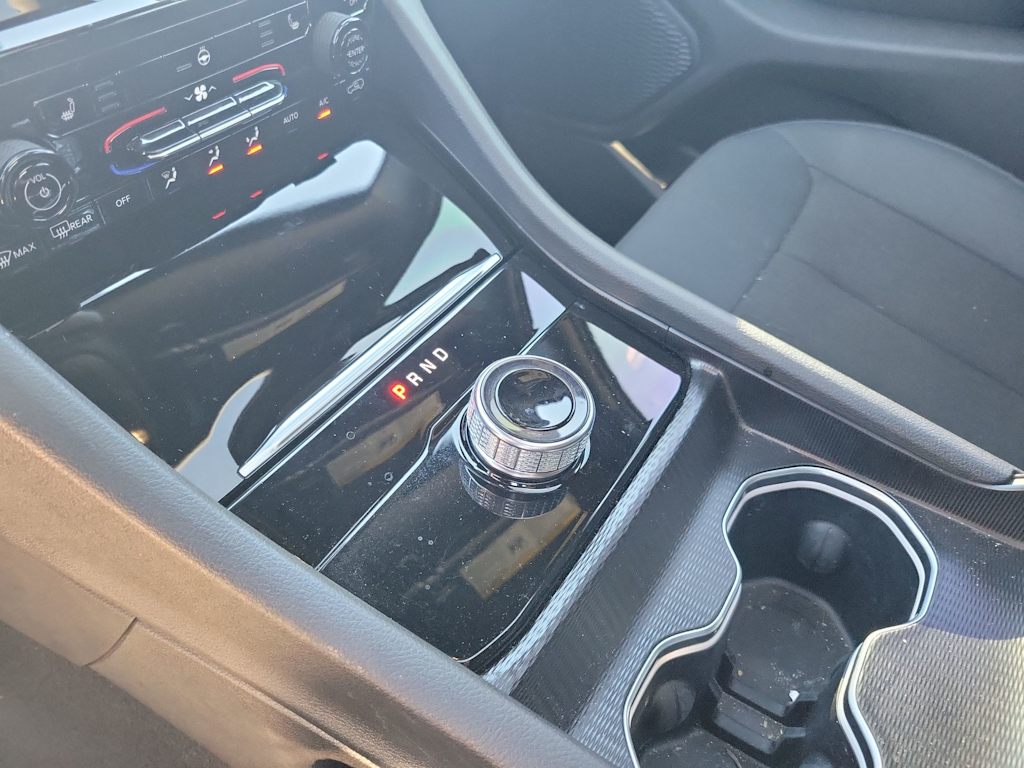 Thumbnail: 2024 Jeep Grand Cherokee - 16