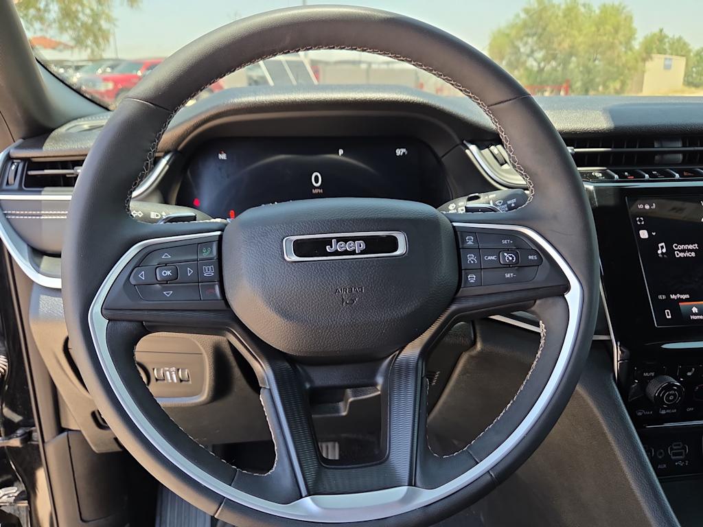 Thumbnail: 2024 Jeep Grand Cherokee - 10
