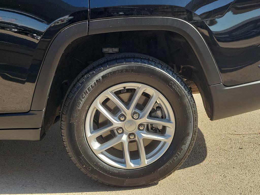 Thumbnail: 2025 Jeep Grand Cherokee L - 8