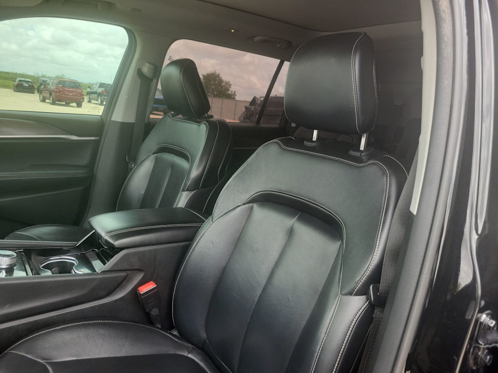 Thumbnail: 2021 Jeep Grand Cherokee L - 10