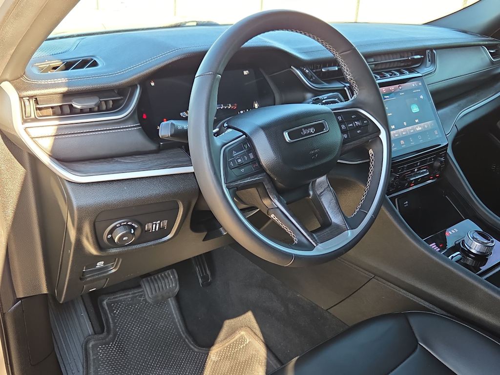 Thumbnail: 2024 Jeep Grand Cherokee L - 2