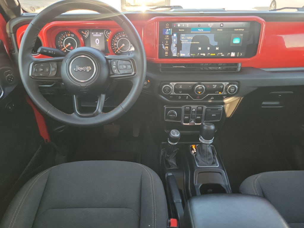 Thumbnail: 2024 Jeep Gladiator - 9