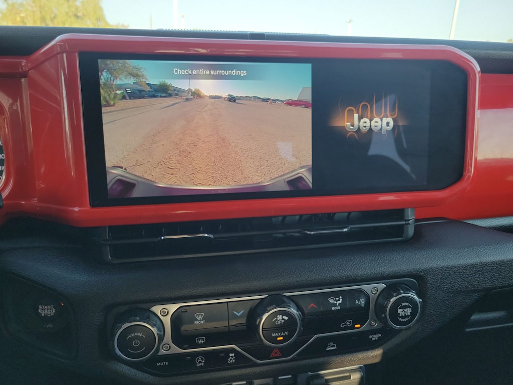 Thumbnail: 2024 Jeep Gladiator - 15