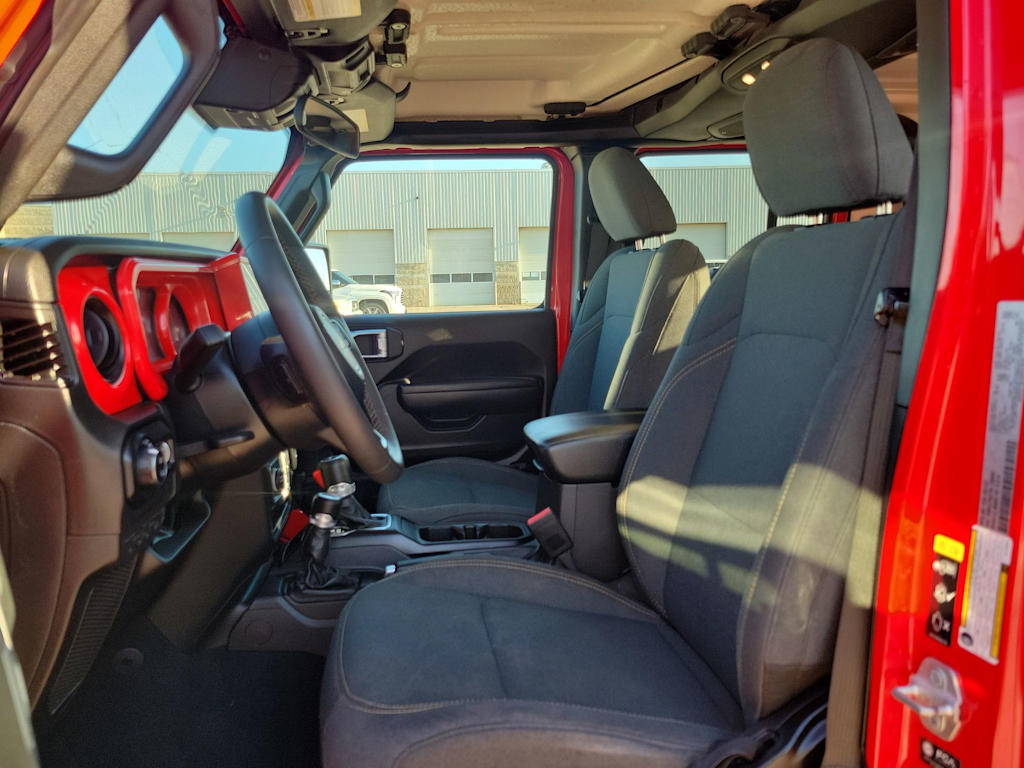 Thumbnail: 2024 Jeep Gladiator - 10
