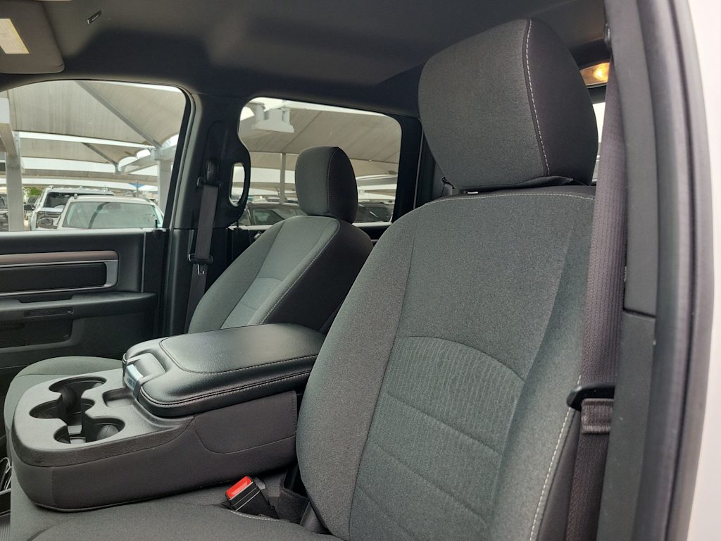 Thumbnail: 2024 RAM 1500 - 10