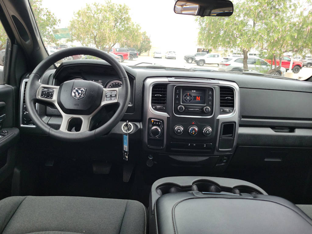Thumbnail: 2024 RAM 1500 - 9