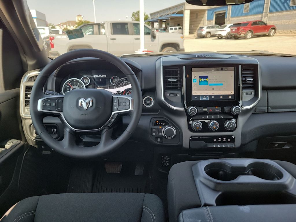 Thumbnail: 2025 RAM 1500 - 10