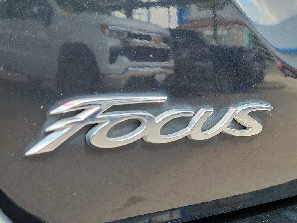 2014 Ford Focus S 7