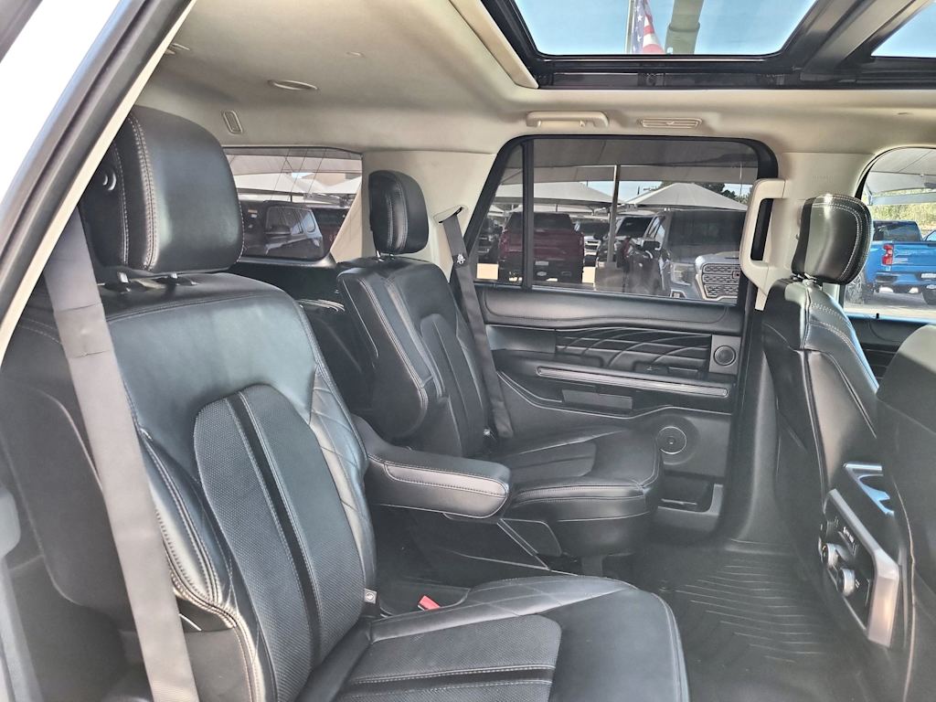 Thumbnail: 2020 Ford Expedition - 12