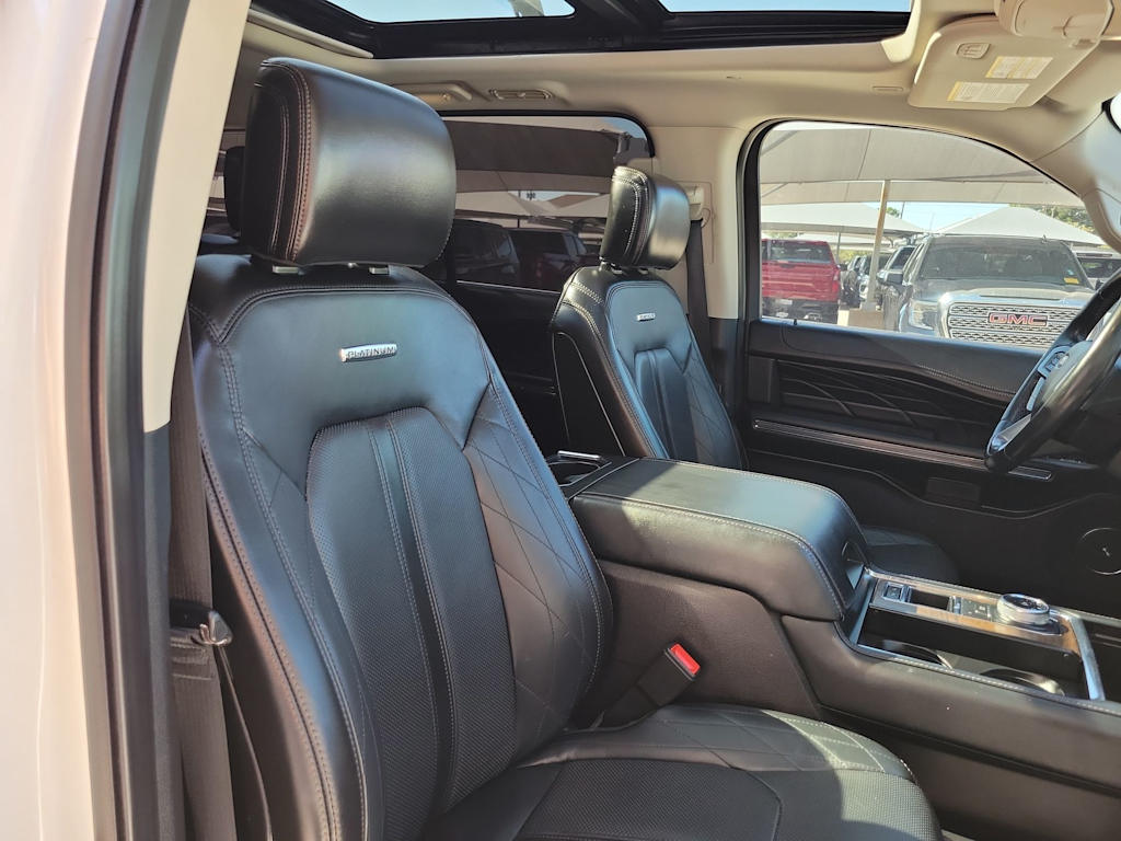 Thumbnail: 2020 Ford Expedition - 11