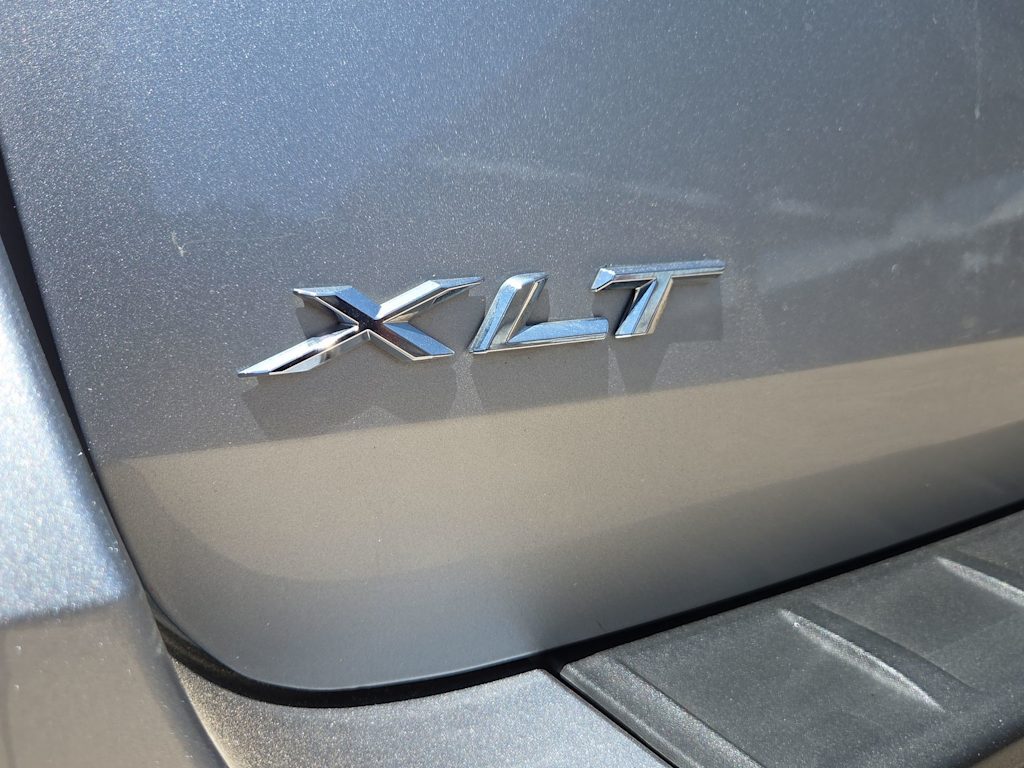 Thumbnail: 2021 Ford Explorer - 7