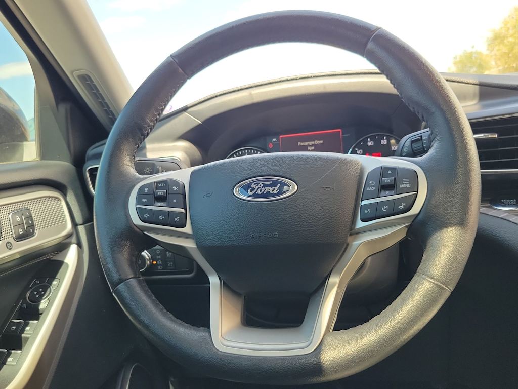 Thumbnail: 2022 Ford Explorer - 14