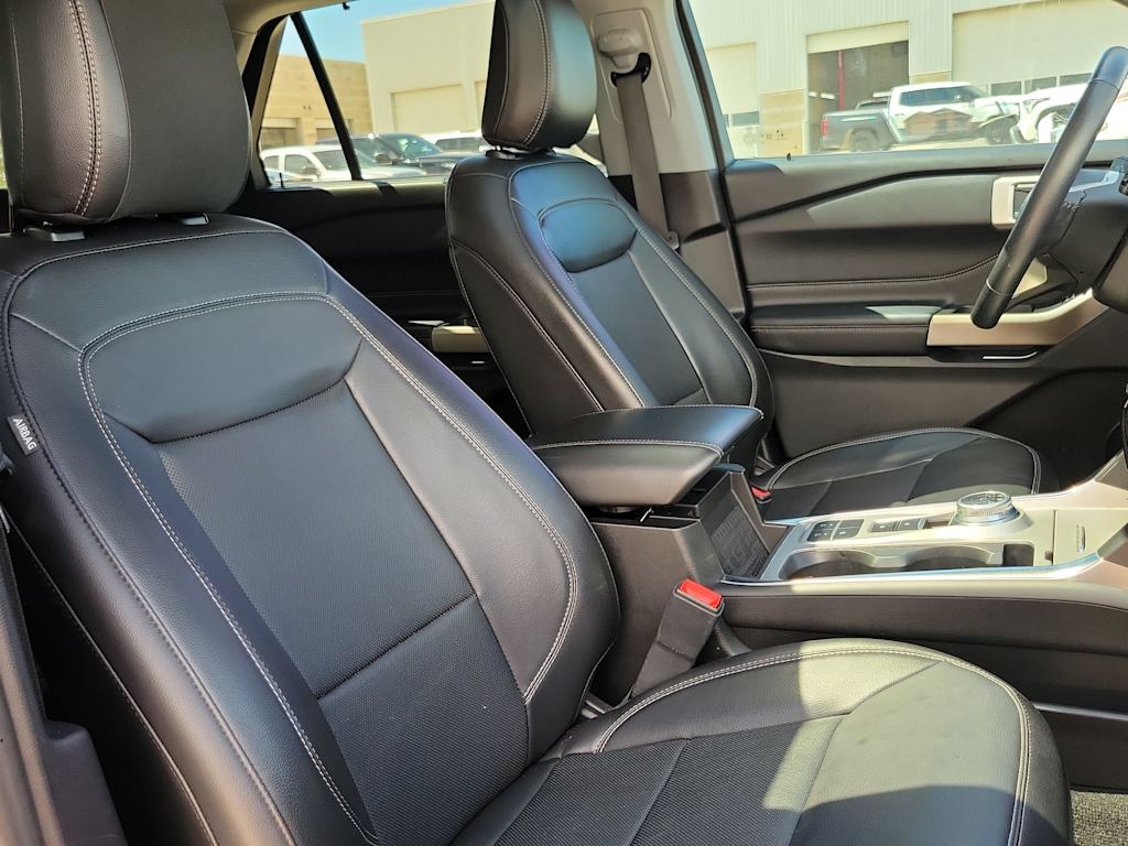 Thumbnail: 2022 Ford Explorer - 12