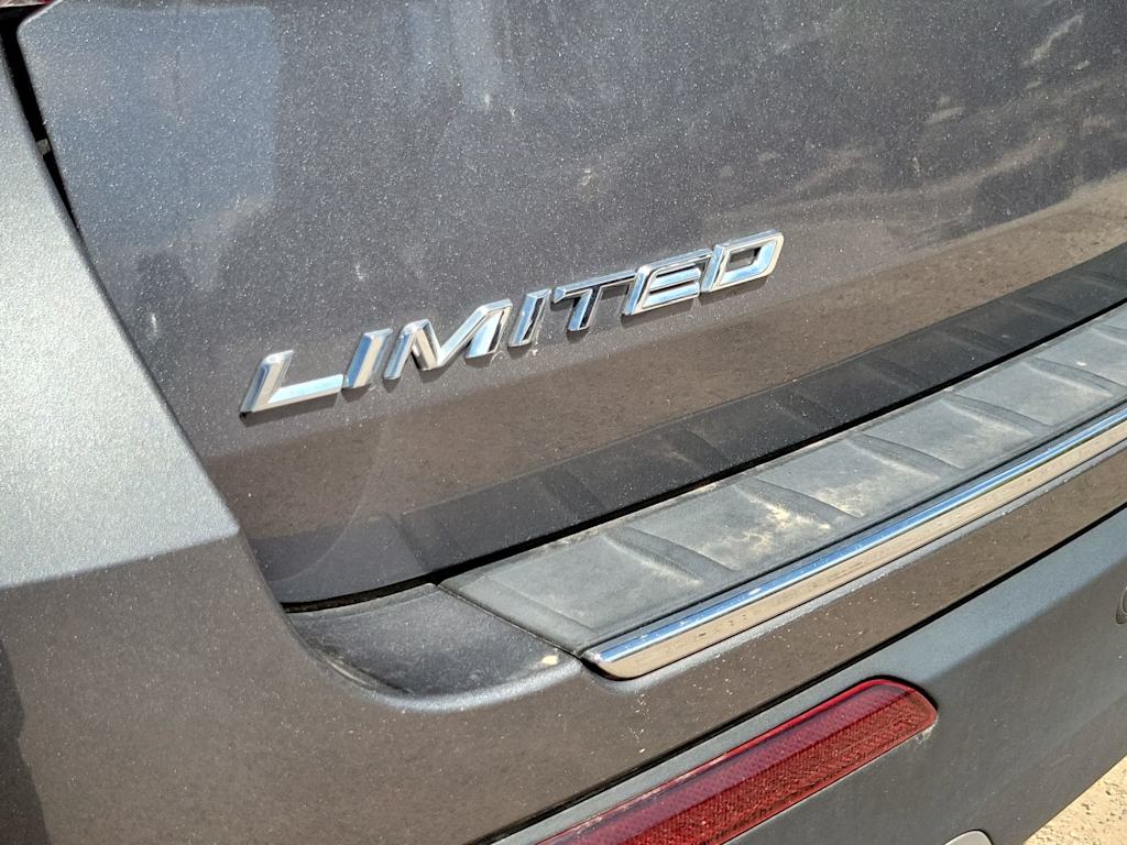 Thumbnail: 2022 Ford Explorer - 7